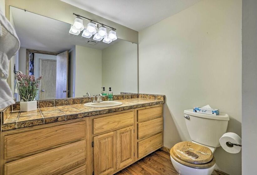 Private Deck & Hot Tub: Silverthorne Home!