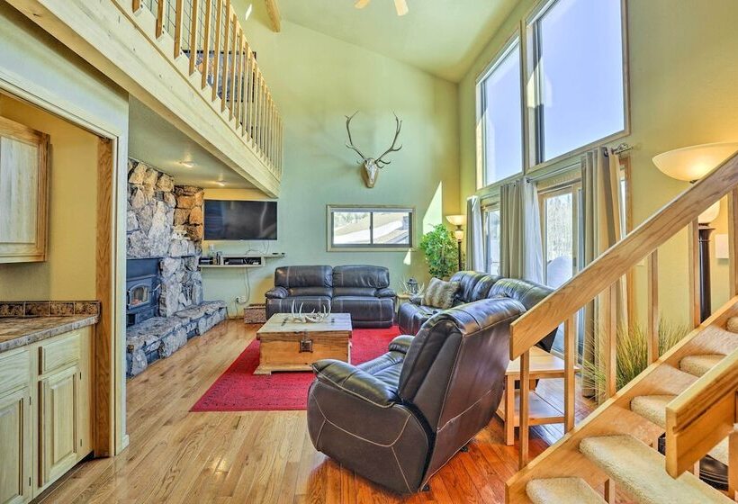 Private Deck & Hot Tub: Silverthorne Home!