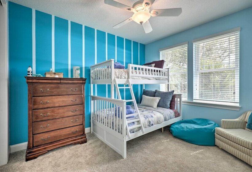 Spacious St Augustine Retreat: Walk To Beach