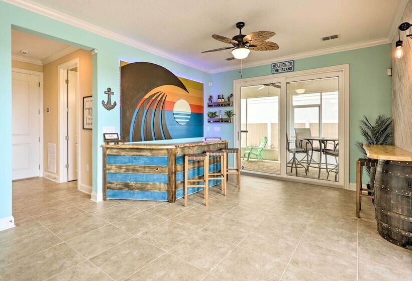 Spacious St Augustine Retreat: Walk To Beach
