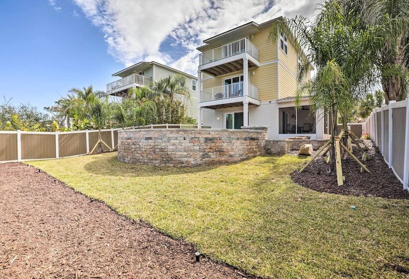 Spacious St Augustine Retreat: Walk To Beach