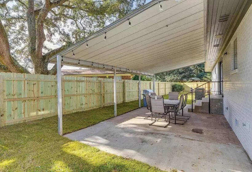 Stylish Pensacola Retreat W/ Patio & Grill!