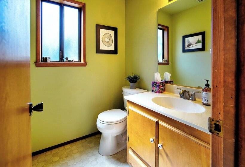 The Atomic Squirrel Lodge Lake Gregory Getaway!