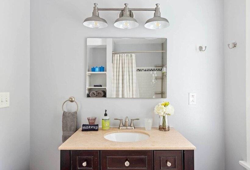 The Fiveten Federal Downtown Galena Gem!