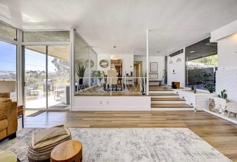 Tranquil Home W/ Pool   14 Mi To Joshua Tree!