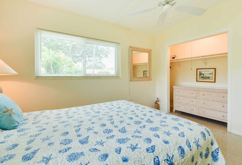 Uncle Louie S Gulf Coast Retreat W/ Outdoor Oasis!