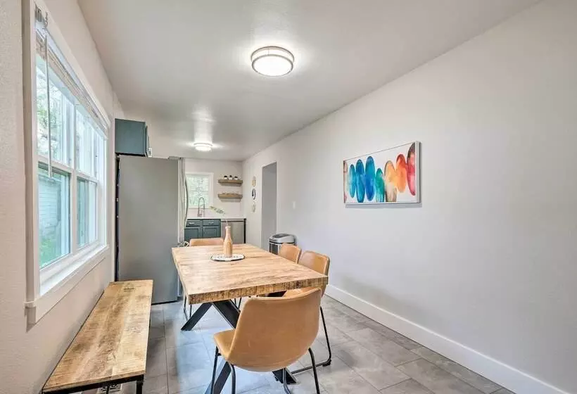 Updated Fayetteville Home < 2 Miles To Uark!