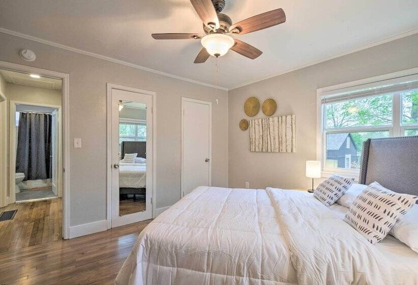 Updated Fayetteville Home < 2 Miles To Uark!