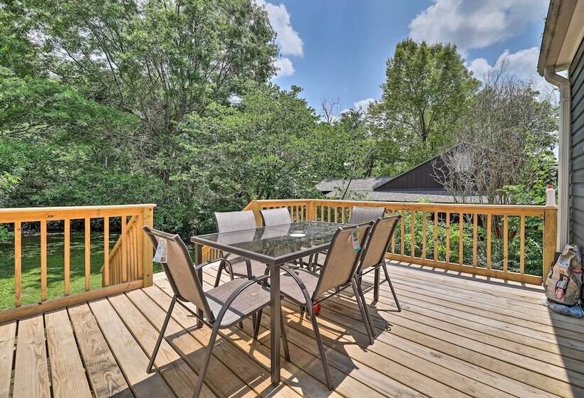 Updated Fayetteville Home < 2 Miles To Uark!