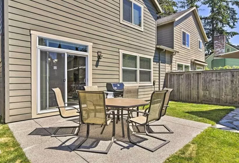 Portland Home W/ Private Hot Tub: 9 Mi To Downtown