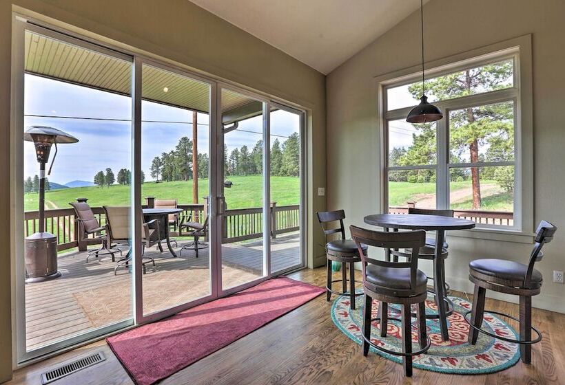 Conifer Cabin W/ Mountain Views On 100 Acres!