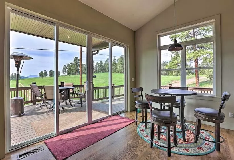 Conifer Cabin W/ Mountain Views On 100 Acres!