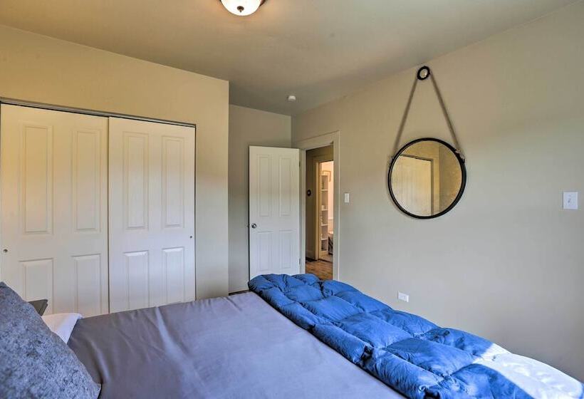 Conifer Cabin W/ Mountain Views On 100 Acres!