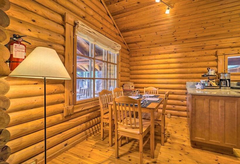 Cozy Truckee Cabin W/ Sauna: 11 Mi To Sugar Bowl!