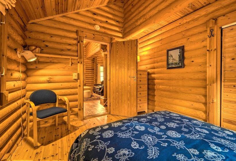 Cozy Truckee Cabin W/ Sauna: 11 Mi To Sugar Bowl!