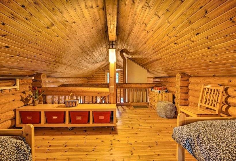 Cozy Truckee Cabin W/ Sauna: 11 Mi To Sugar Bowl!
