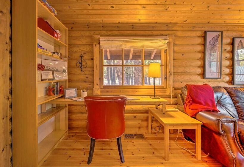 Cozy Truckee Cabin W/ Sauna: 11 Mi To Sugar Bowl!