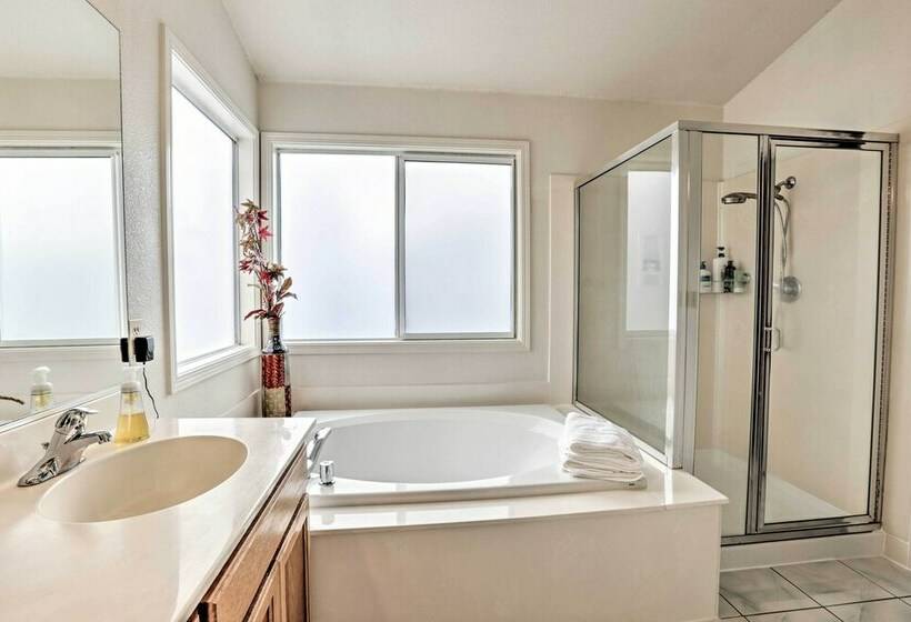 Daly City Family Home Only 14 Mi To Pier 39!