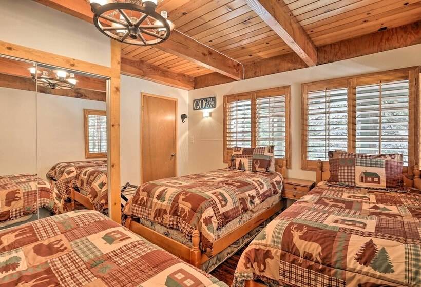 Delightful Family Cabin: Walk To Lake Gregory!