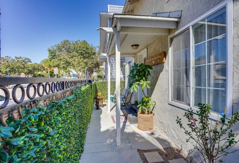 Downtown Long Beach Home: Walk Everywhere!