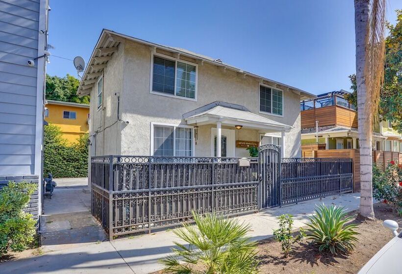 Downtown Long Beach Home: Walk Everywhere!