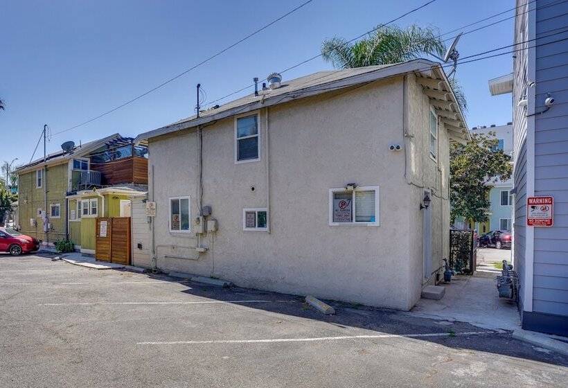 Downtown Long Beach Home: Walk Everywhere!