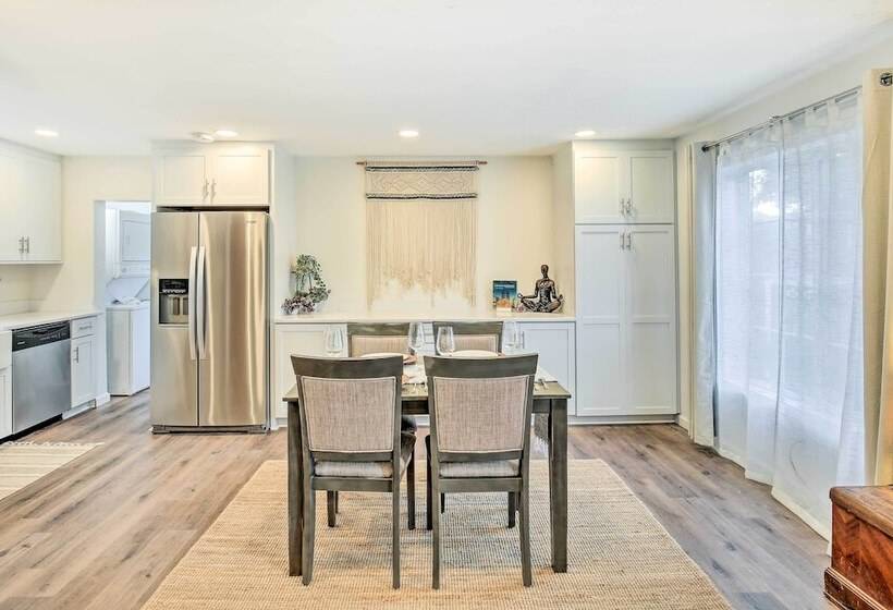 Downtown Long Beach Home: Walk Everywhere!