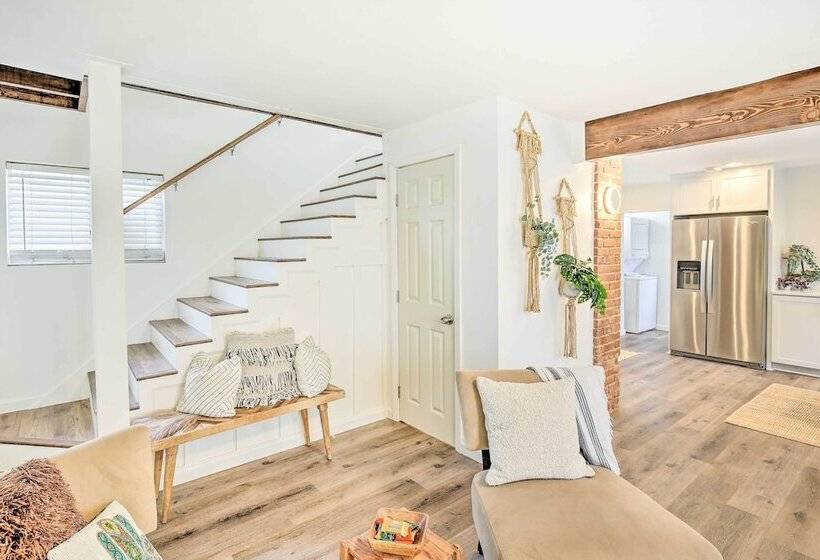 Downtown Long Beach Home: Walk Everywhere!