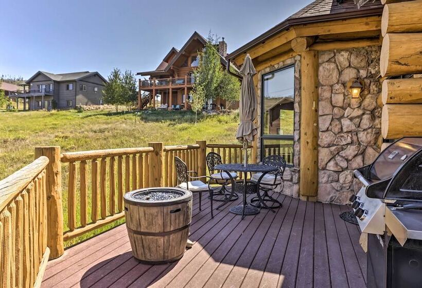 Skiing & Hiking Access: Spacious Granby Cabin!