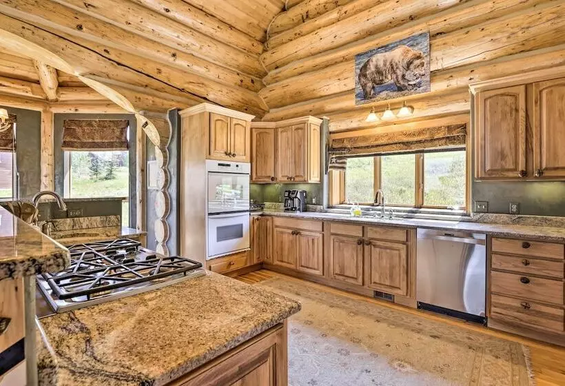 Skiing & Hiking Access: Spacious Granby Cabin!