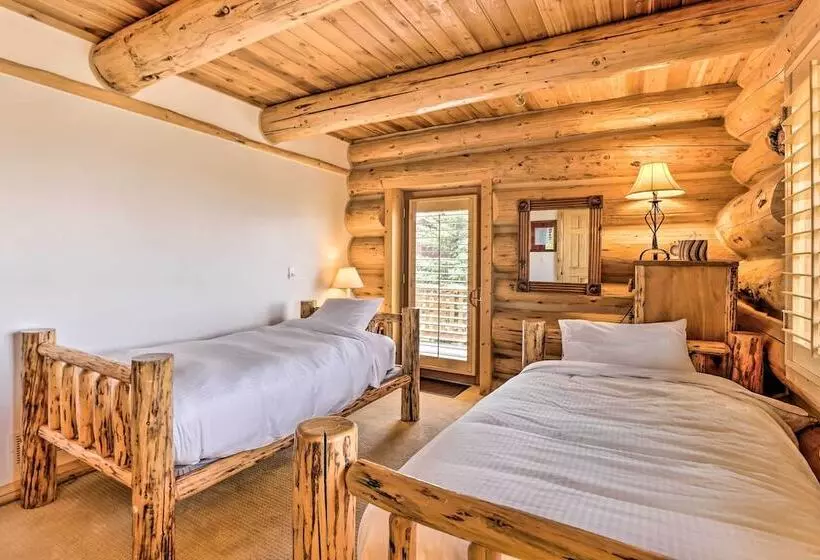 Skiing & Hiking Access: Spacious Granby Cabin!