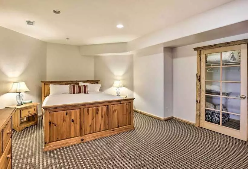 Skiing & Hiking Access: Spacious Granby Cabin!