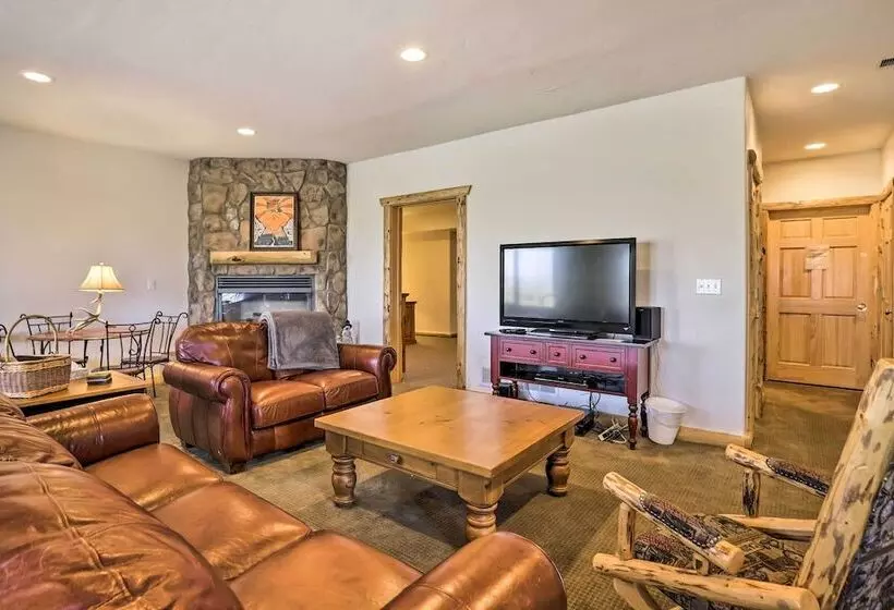 Skiing & Hiking Access: Spacious Granby Cabin!