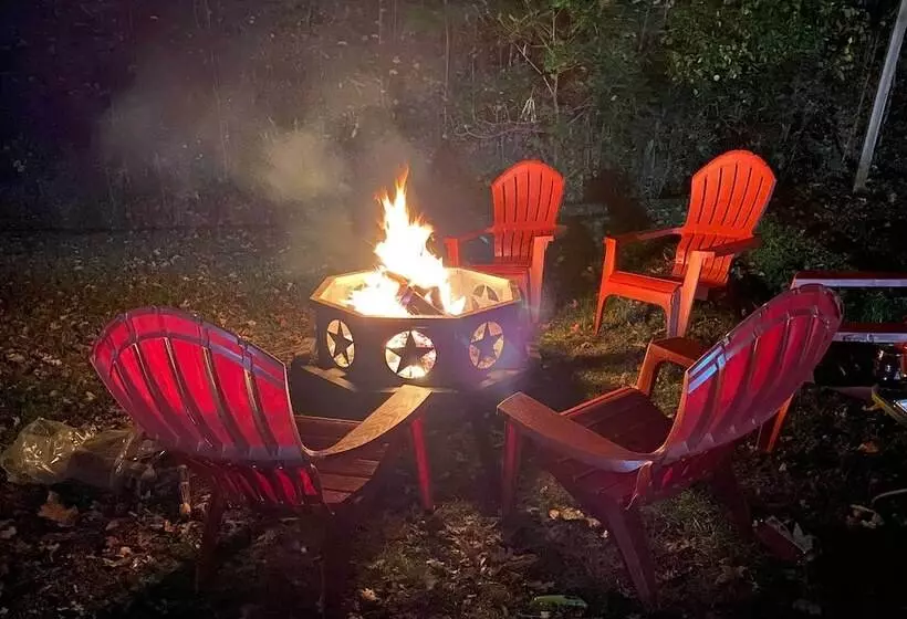 Franklin Home W/ Deck, & Fire Pit: 8 Mi To Dtwn!