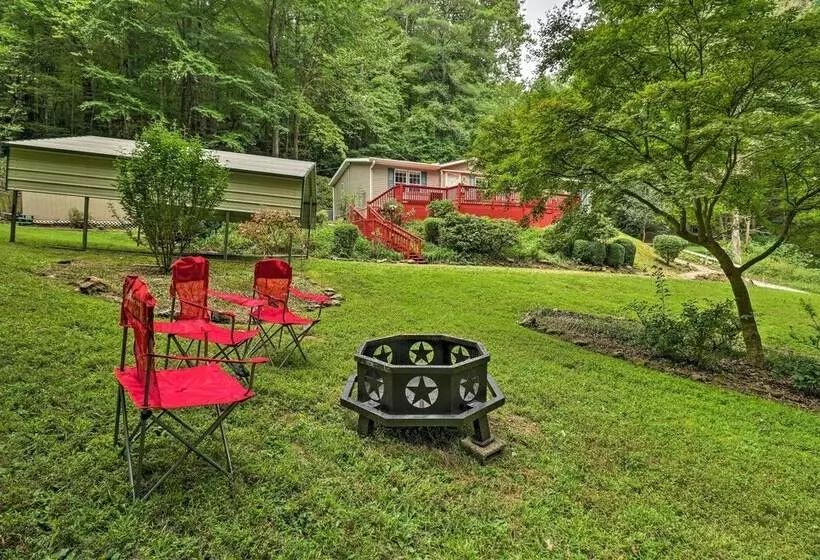 Franklin Home W/ Deck, & Fire Pit: 8 Mi To Dtwn!