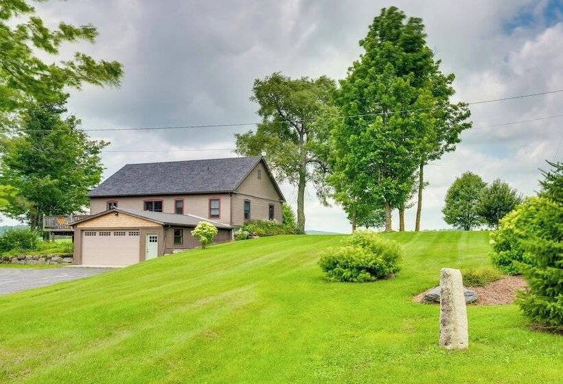 Hardwick Family Farmhouse On Vast Snowmobile Trail