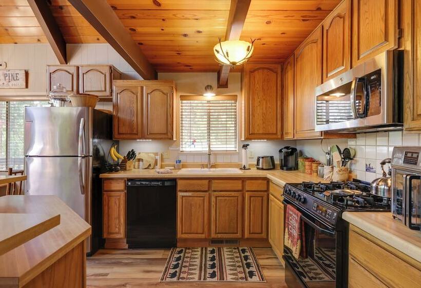 Furnished Deck: High Sierra Cabin In Twain Harte!