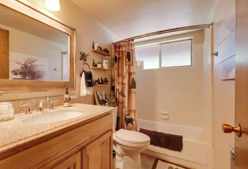 Furnished Deck: High Sierra Cabin In Twain Harte!