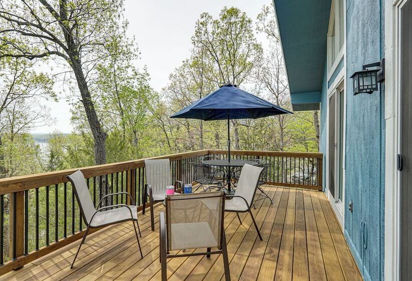 1 Mi To Margaritaville Resort: Osage Beach Home!