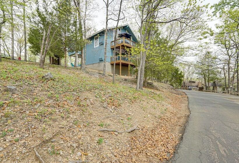 1 Mi To Margaritaville Resort: Osage Beach Home!