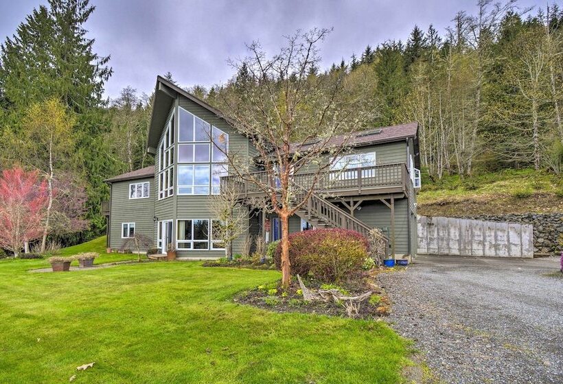 Idyllic Retreat ~ 20 Mi To Olympic National Park!