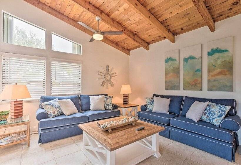 Jensen Beach Home W/ Pool Access < 1 Mi To Beach!