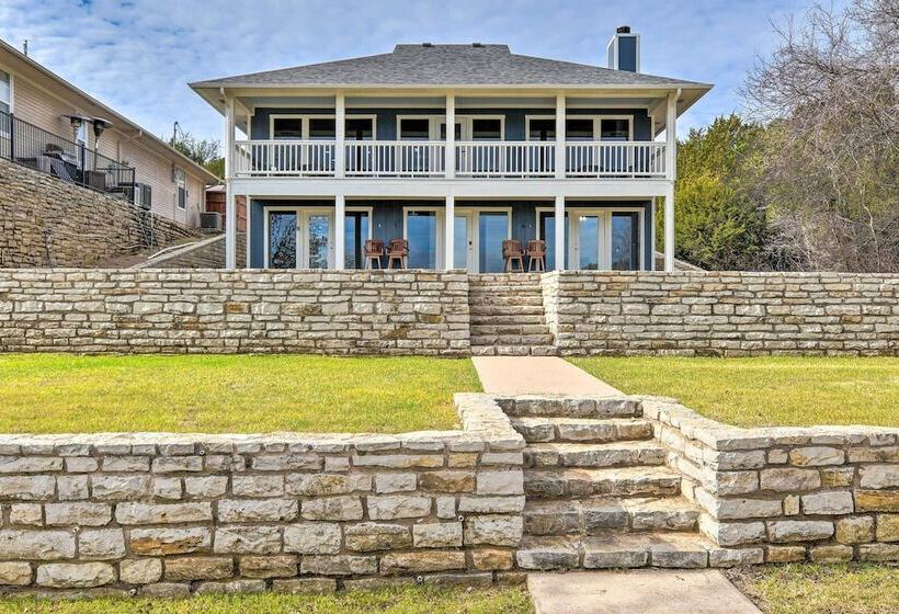 Lake Dayz Granbury Retreat W/ Private Dock!