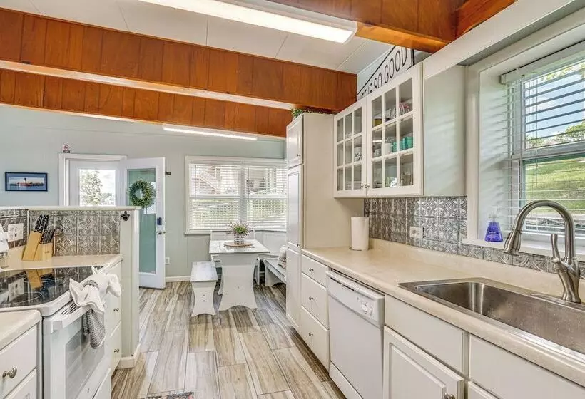 Game Room & Dock: Waterfront Osage Beach Home!