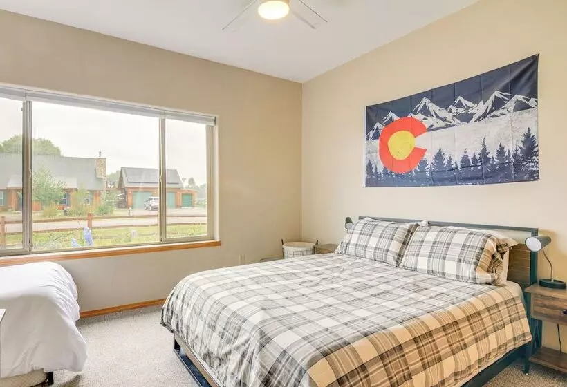 Modern Pagosa Springs Home W/ Deck On Village Lake