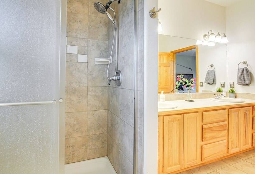 Modern Pagosa Springs Home W/ Deck On Village Lake