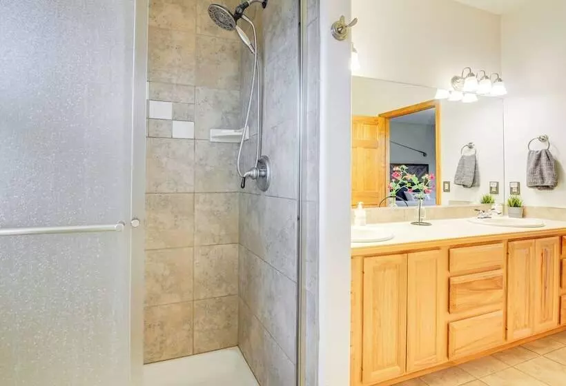 Modern Pagosa Springs Home W/ Deck On Village Lake