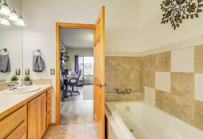 Modern Pagosa Springs Home W/ Deck On Village Lake