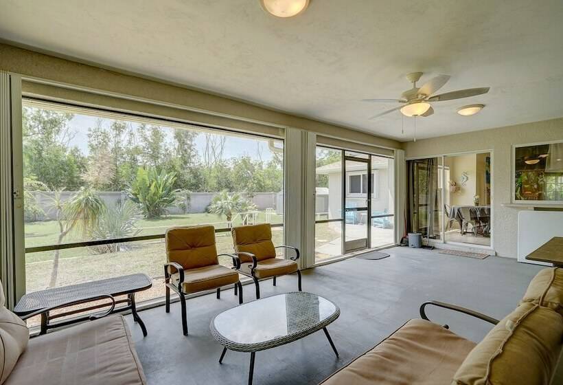 Game Room & Deck: Spacious Home In St James City