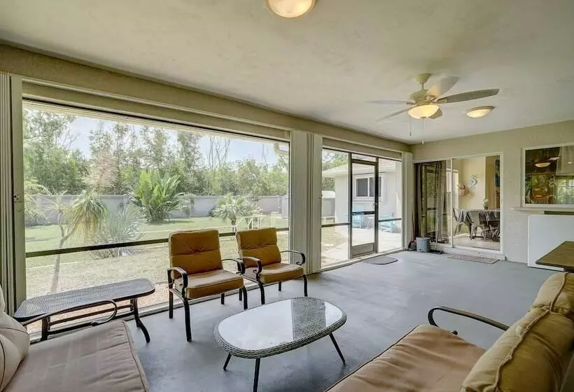 Game Room & Deck: Spacious Home In St James City